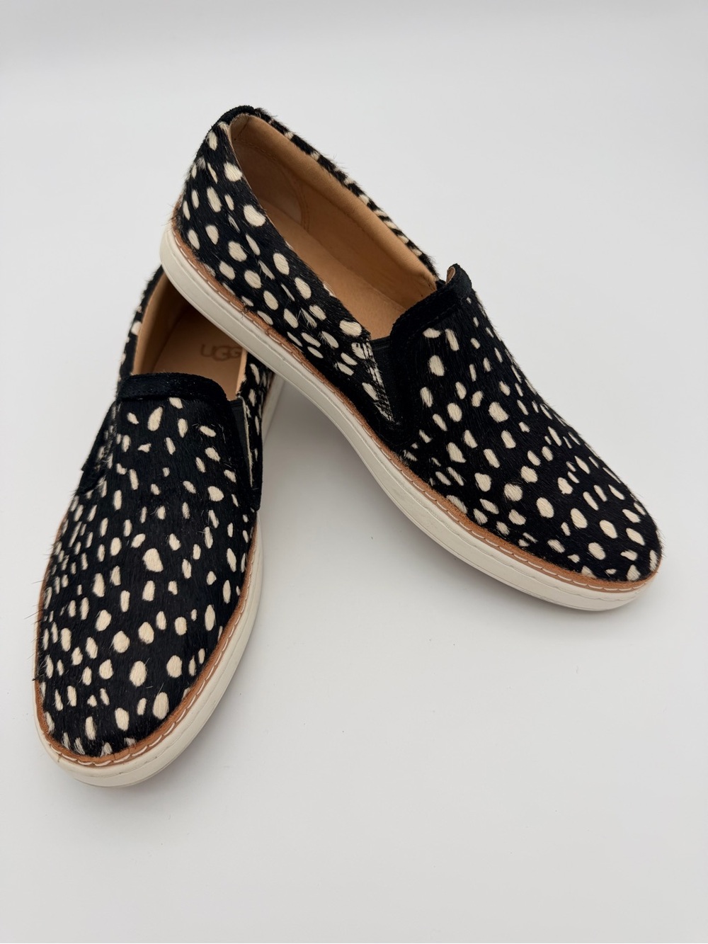 UGG Black & Cream Spotted Slip-On Loafers Soleda Exotic Sneaker Sz 7.5
